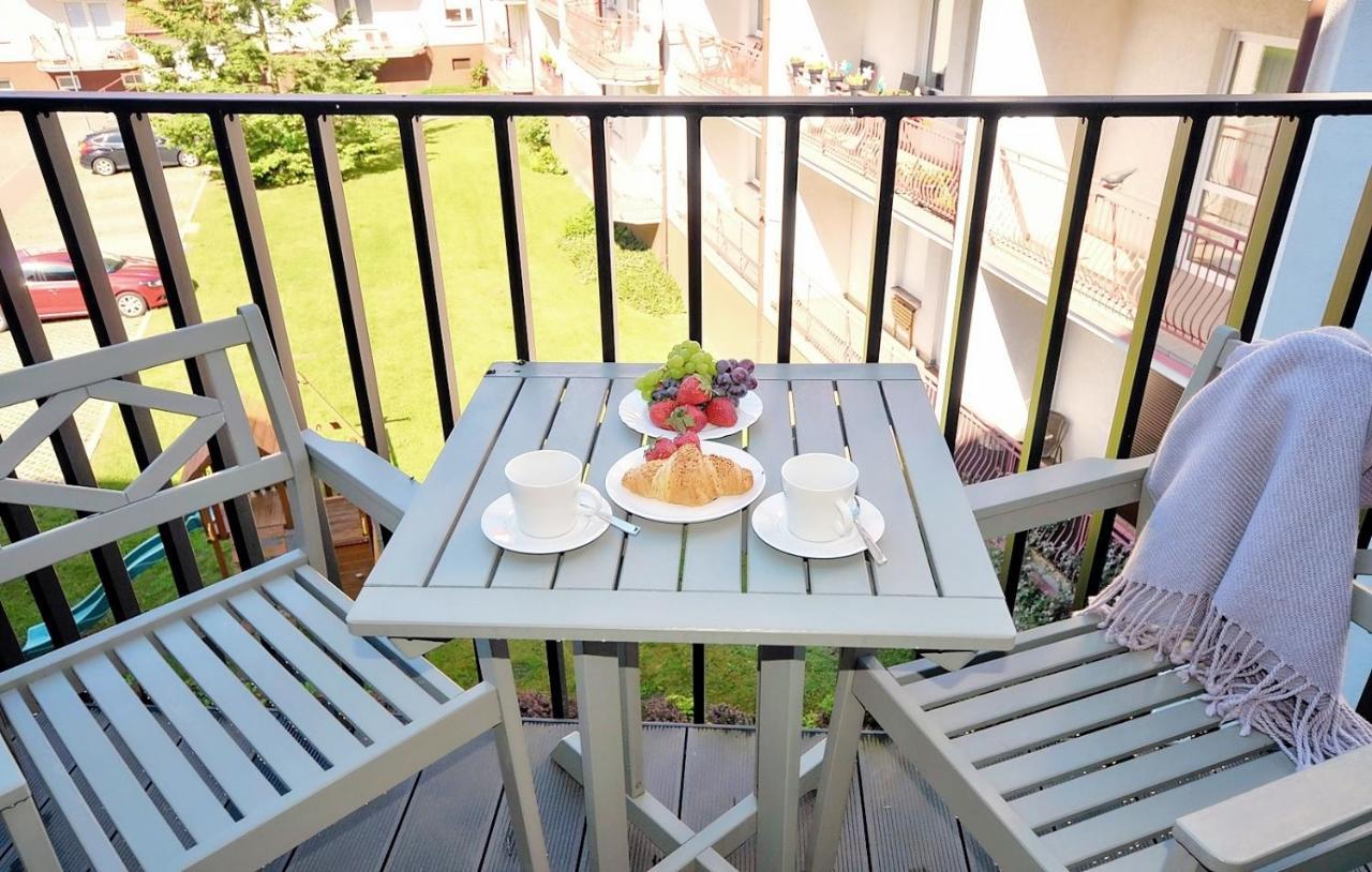 Onholiday Apartamenty Ze Strefa Relax & Fun, Ul Lwowska 12 Kolobrzeg Ngoại thất bức ảnh